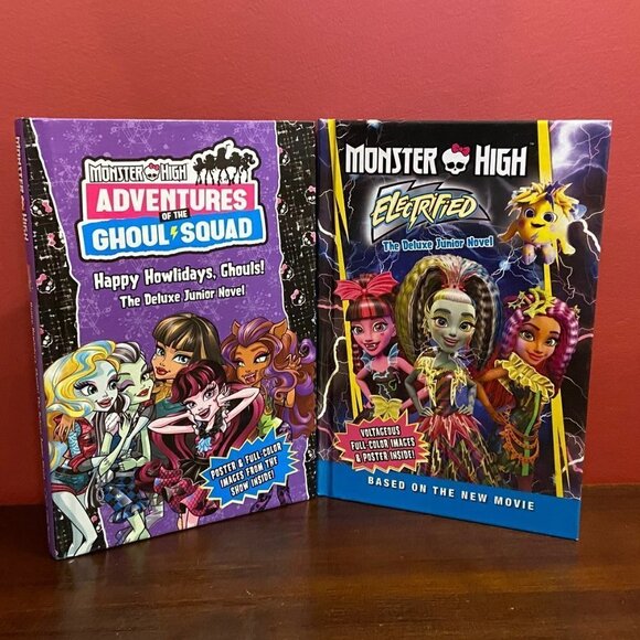 ⭐4 FOR $20⭐ Set of two Monster High Hardcover Junior Novels - Picture 1 of 4